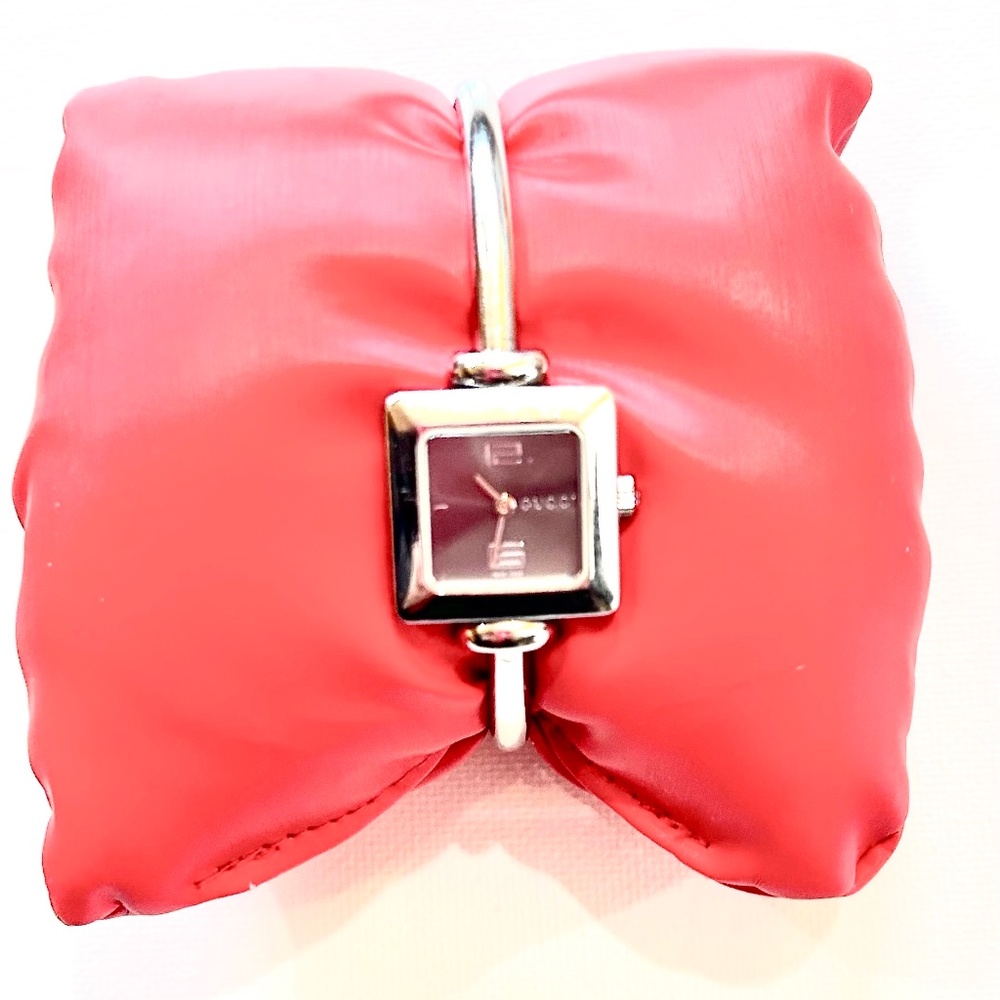 Gucci watch